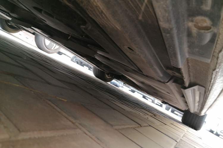 Used Audi A4L 2010 2.0 TFSI Comfort Edition Chassis Rear Right