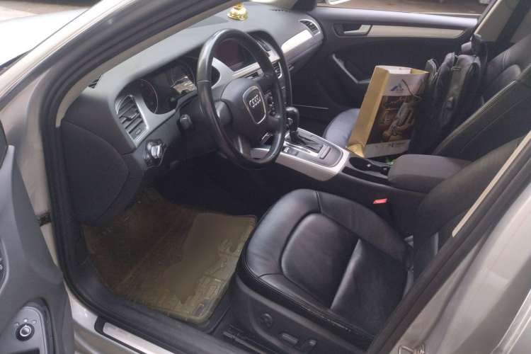 Used Audi A4L 2010 2.0 TFSI Standard Edition Driver Seat