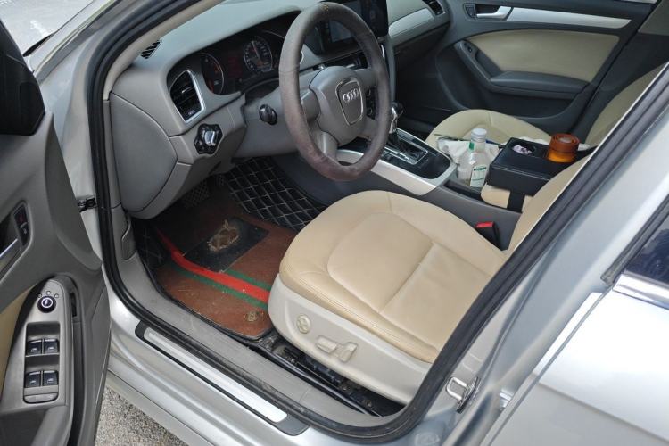 Used Audi A4L 2010 2.0 TFSI Standard Edition Driver Seat