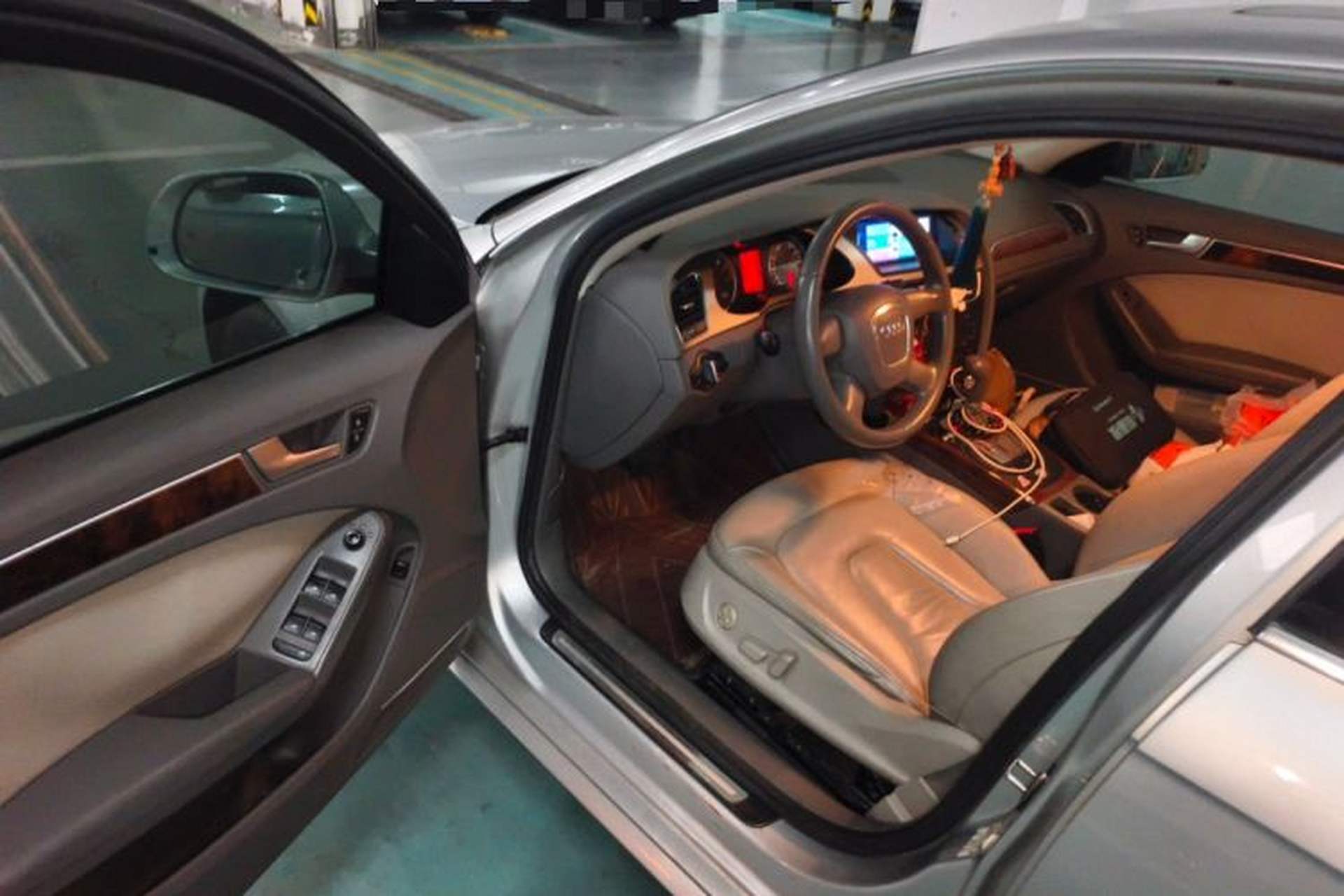 Used Audi A4L 2010 2.0 TFSI Comfort Edition Driver Seat