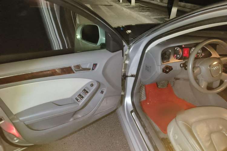 Used Audi A4L 2010 2.0 TFSI Comfort Edition Driver Seat