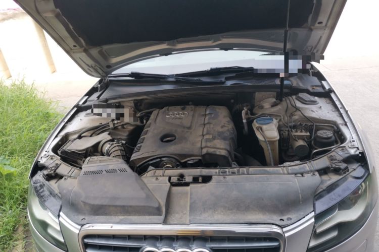 Used Audi A4L 2010 2.0 TFSI Comfort Edition Engine Bay