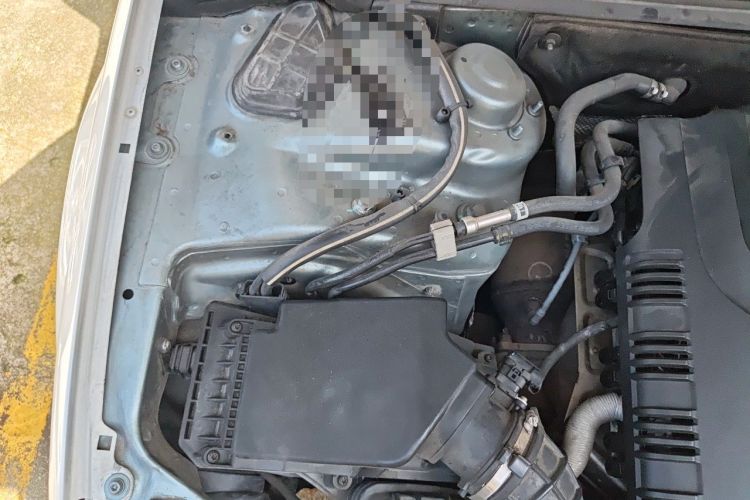 Used Audi A4L 2010 2.0 TFSI Comfort Edition Engine Bay Right