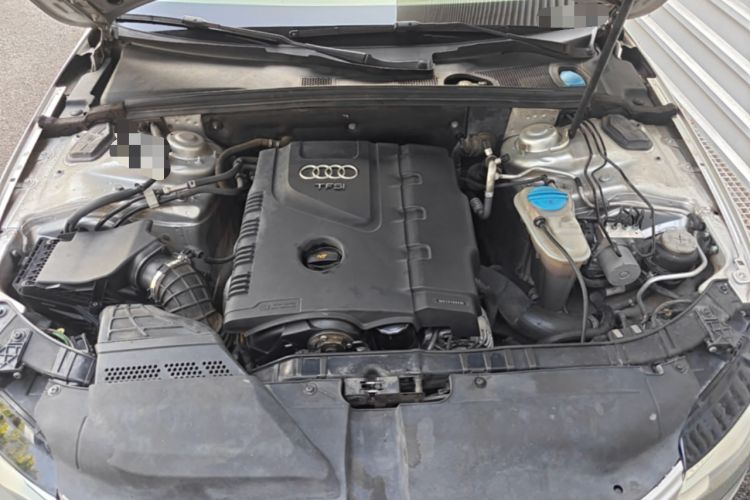 Used Audi A4L 2010 2.0 TFSI Luxury Model Engine Bay