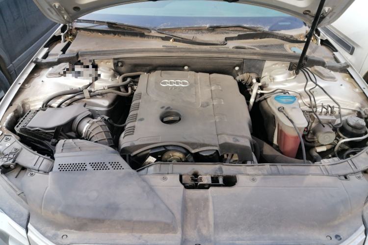 Used Audi A4L 2010 2.0 TFSI Comfort Edition Engine Bay