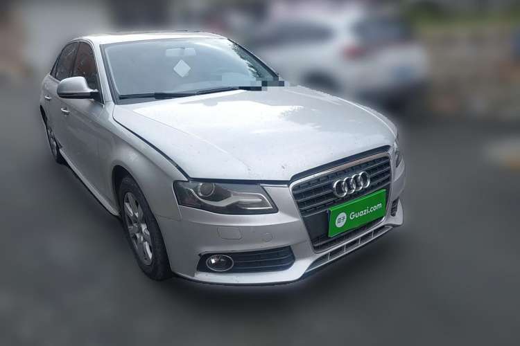 Used Audi A4L 2010 2.0 TFSI Standard Edition Front Right 45 Deg
