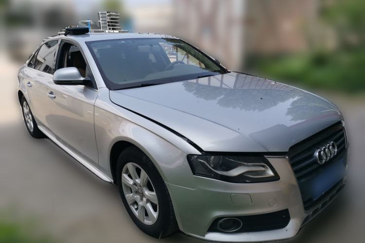 Used Audi A4L 2010 2.0 TFSI Comfort Edition Front Right 45 Deg