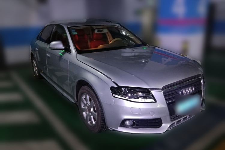 Used Audi A4L 2010 2.0 TFSI Standard Edition Front Right 45 Deg