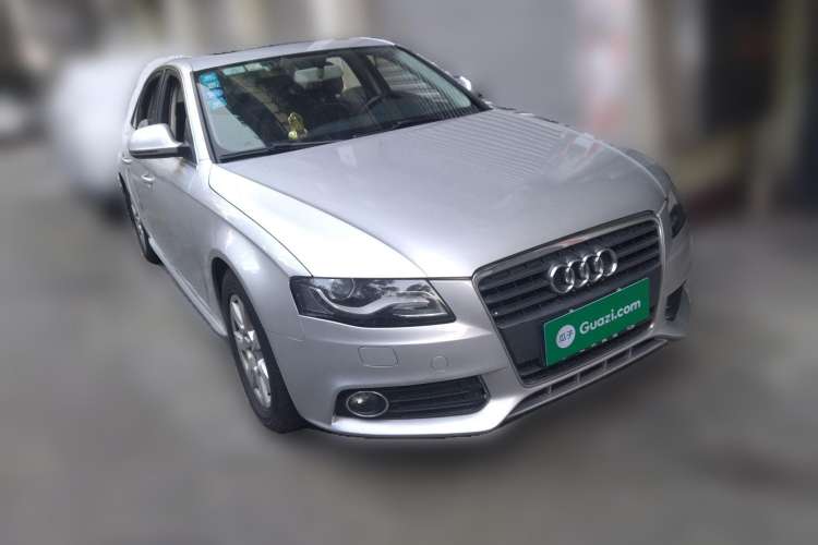 Used Audi A4L 2010 2.0 TFSI Standard Edition Front Right 45 Deg