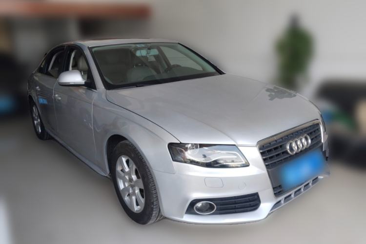 Used Audi A4L 2010 2.0 TFSI Comfort Edition Front Right 45 Deg