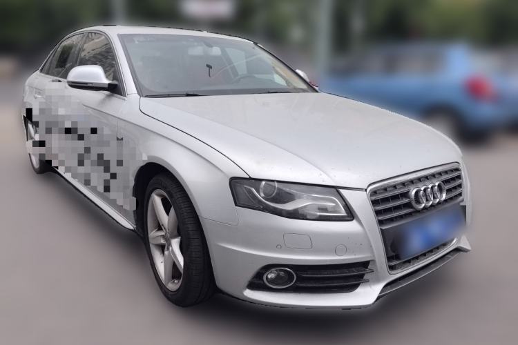 Used Audi A4L 2010 2.0 TFSI Sport Edition Front Right 45 Deg