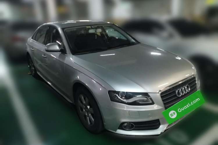 Used Audi A4L 2010 2.0 TFSI Comfort Edition Front Right 45 Deg
