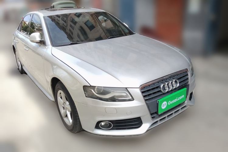 Used Audi A4L 2010 2.0 TFSI Technology Edition Front Right 45 Deg