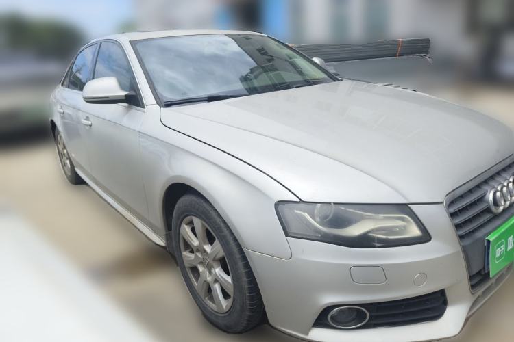Used Audi A4L 2010 2.0 TFSI Standard Edition Front Right 45 Deg