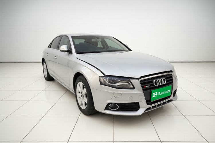 Used Audi A4L 2010 2.0 TFSI Luxury Model Front Right 45 Deg