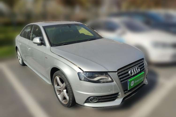 Used Audi A4L 2010 2.0 TFSI Sport Edition Front Right 45 Deg