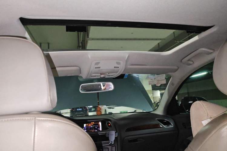 Used Audi A4L 2010 2.0 TFSI Technology Edition Headliner