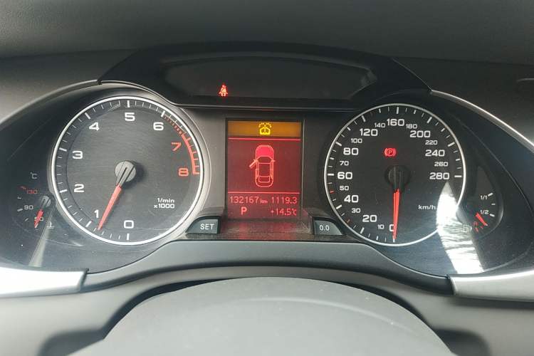 Used Audi A4L 2010 2.0 TFSI Standard Edition Instrument Cluster
