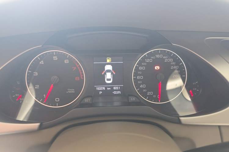 Used Audi A4L 2010 2.0 TFSI Comfort Edition Instrument Cluster