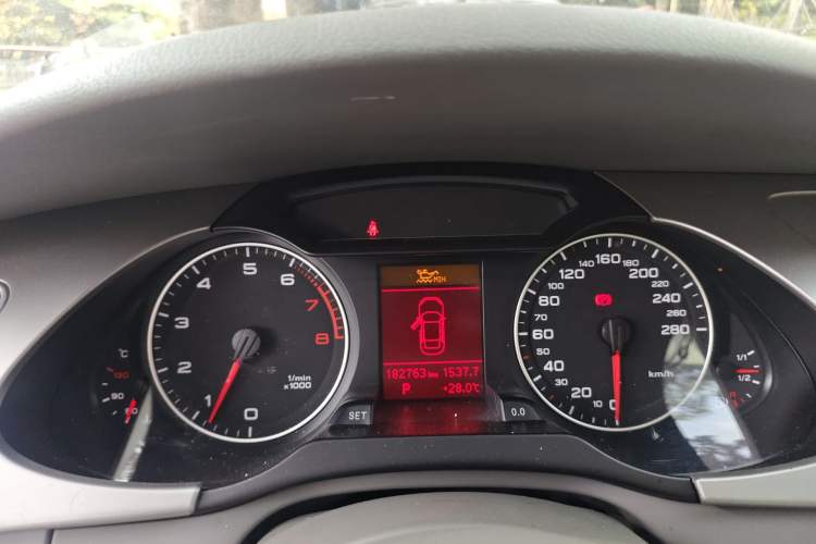 Used Audi A4L 2010 2.0 TFSI Comfort Edition Instrument Cluster