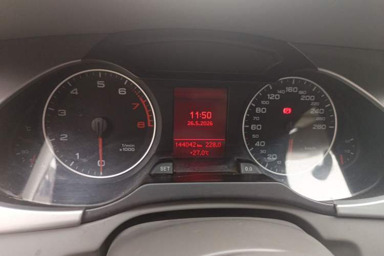 Used Audi A4L 2010 2.0 TFSI Technology Edition Instrument Cluster
