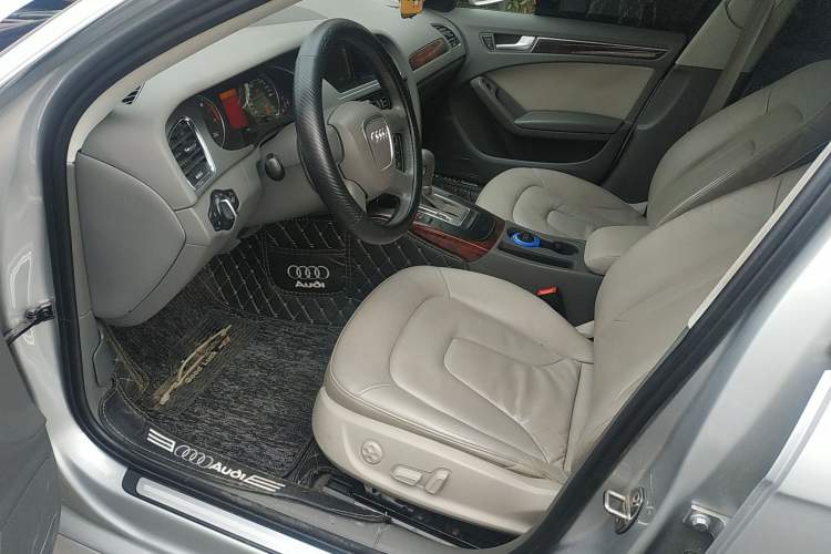 Used Audi A4L 2010 2.0 TFSI Standard Edition Left Front Seat
