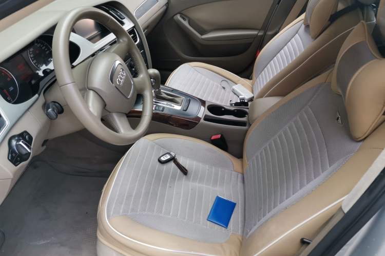 Used Audi A4L 2010 2.0 TFSI Comfort Edition Left Front Seat
