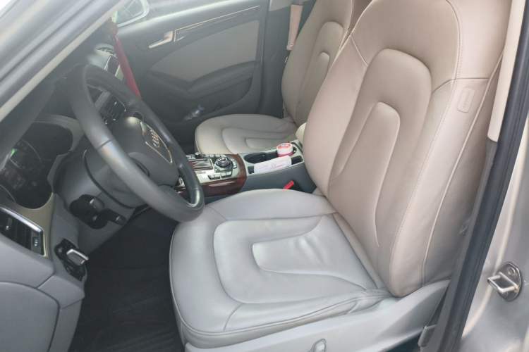 Used Audi A4L 2010 2.0 TFSI Technology Edition Left Front Seat