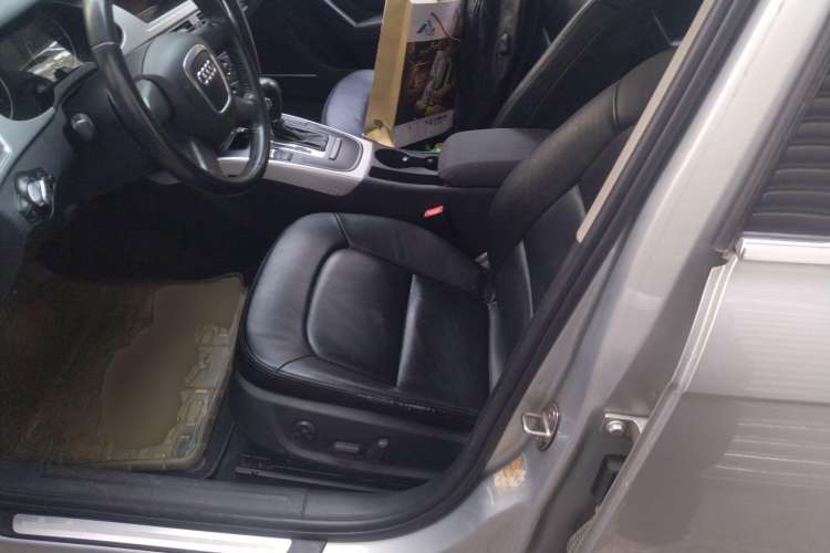 Used Audi A4L 2010 2.0 TFSI Standard Edition Left Front Seat