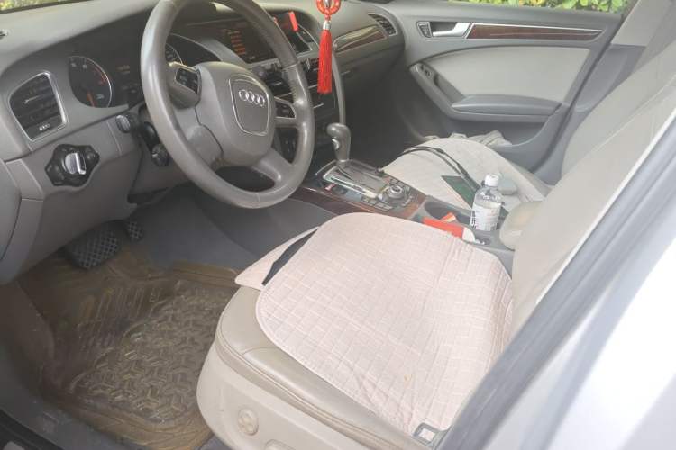 Used Audi A4L 2010 2.0 TFSI Technology Edition Left Front Seat
