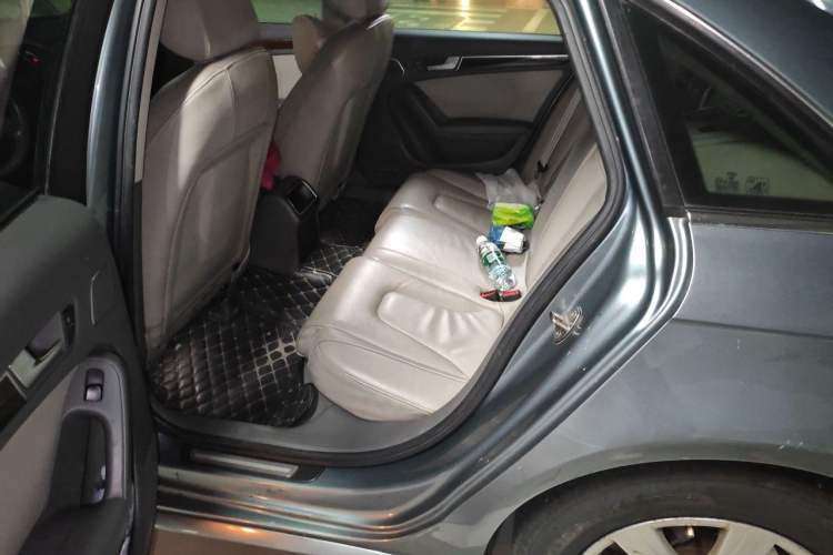 Used Audi A4L 2010 2.0 TFSI Technology Edition Left Rear Seat