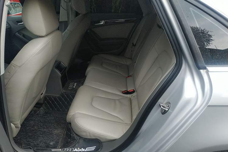 Used Audi A4L 2010 2.0 TFSI Standard Edition Left Rear Seat