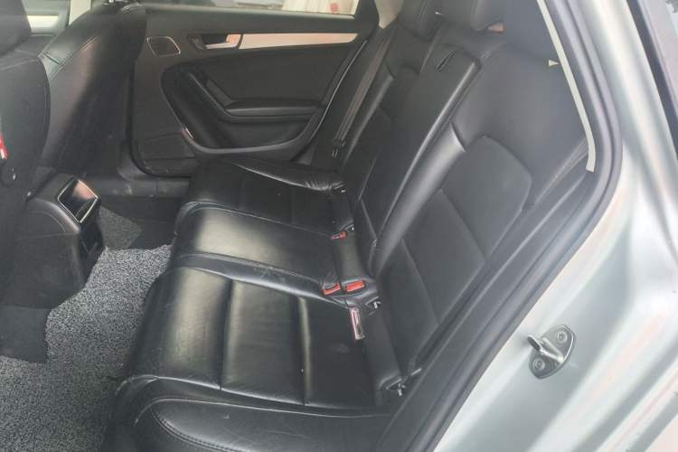 Used Audi A4L 2010 2.0 TFSI Standard Edition Left Rear Seat
