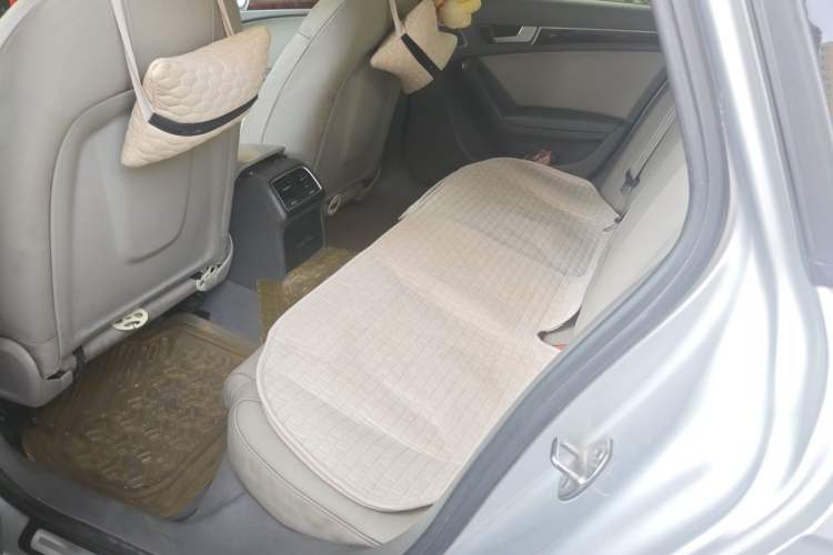 Used Audi A4L 2010 2.0 TFSI Technology Edition Left Rear Seat
