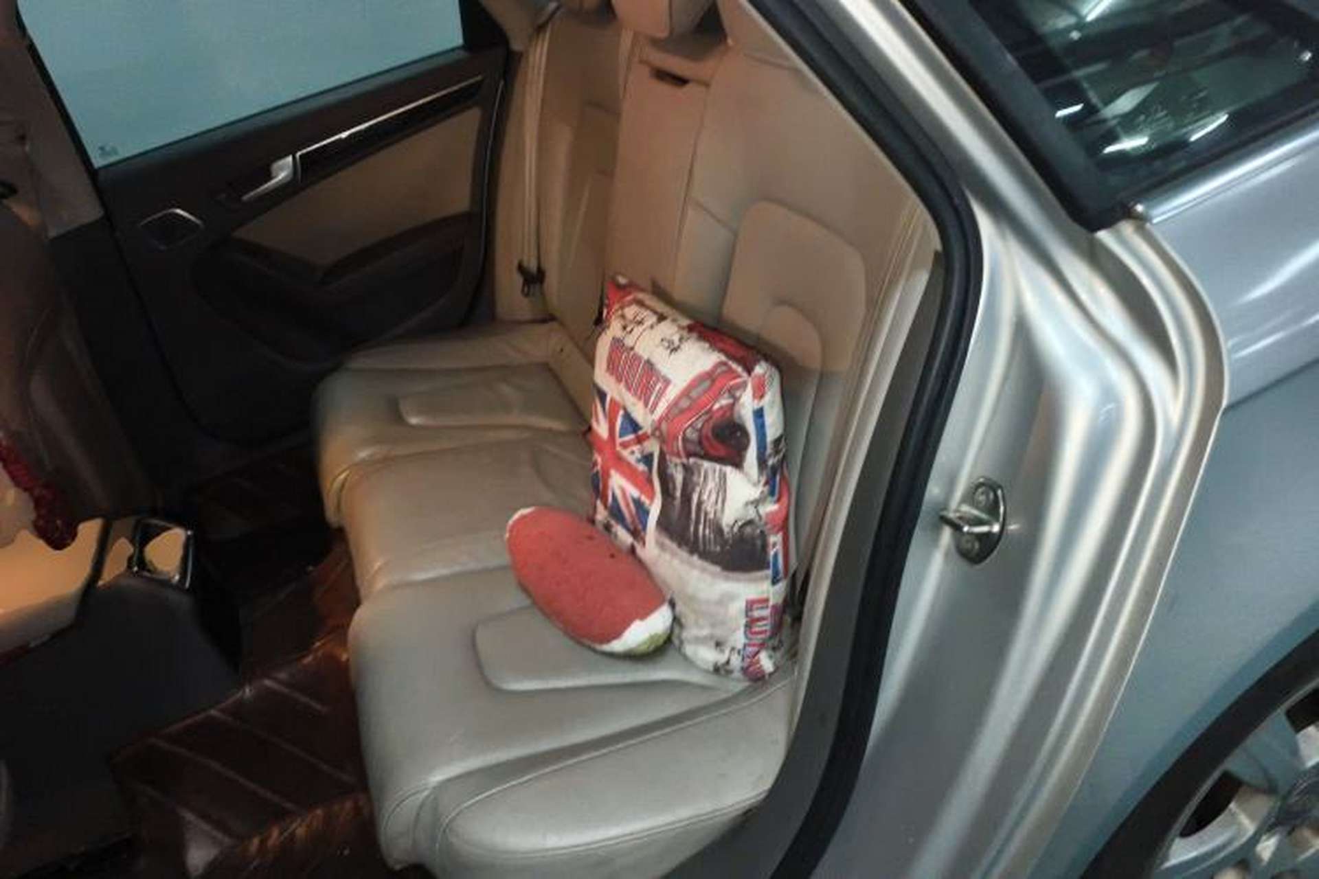 Used Audi A4L 2010 2.0 TFSI Comfort Edition Left Rear Seat