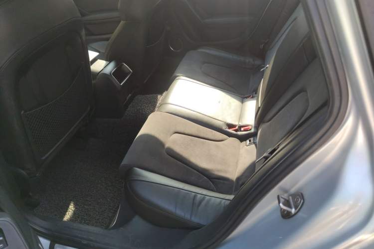Used Audi A4L 2010 2.0 TFSI Sport Edition Left Rear Seat