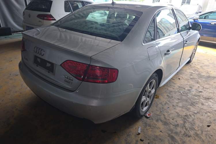 Used Audi A4L 2010 2.0 TFSI Comfort Edition Rear Right 45 Deg