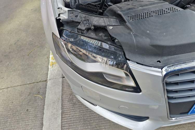 Used Audi A4L 2010 2.0 TFSI Comfort Edition Right Front Headlight