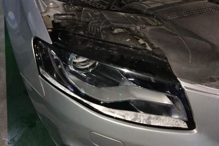 Used Audi A4L 2010 2.0 TFSI Standard Edition Right Front Headlight