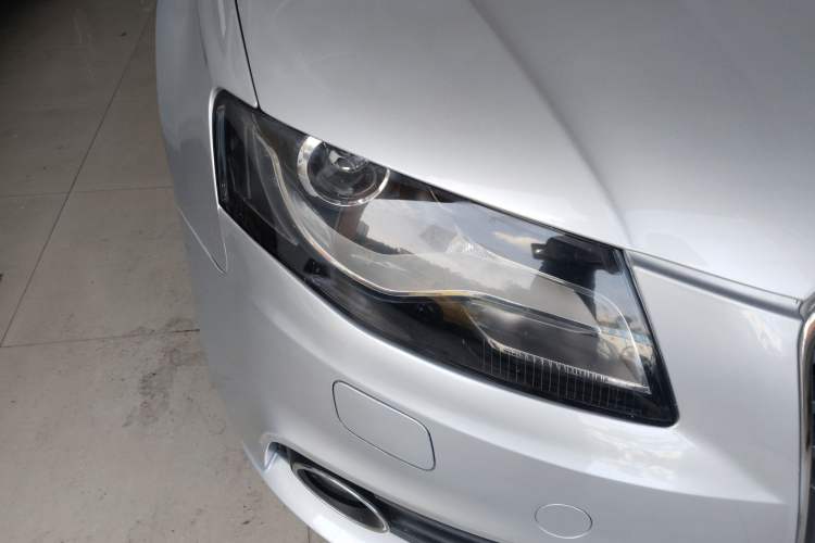 Used Audi A4L 2010 2.0 TFSI Comfort Edition Right Front Headlight