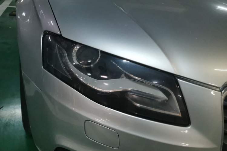 Used Audi A4L 2010 2.0 TFSI Comfort Edition Right Front Headlight