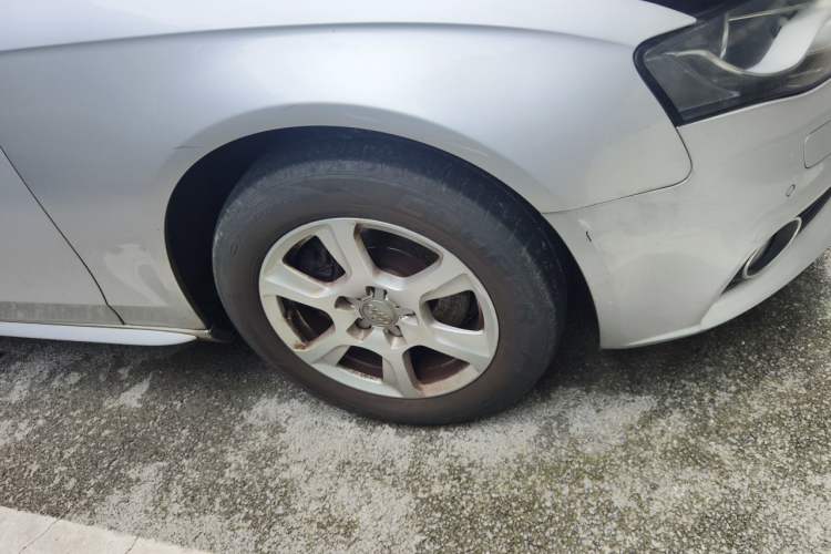 Used Audi A4L 2010 2.0 TFSI Technology Edition Right Front Wheel Hub