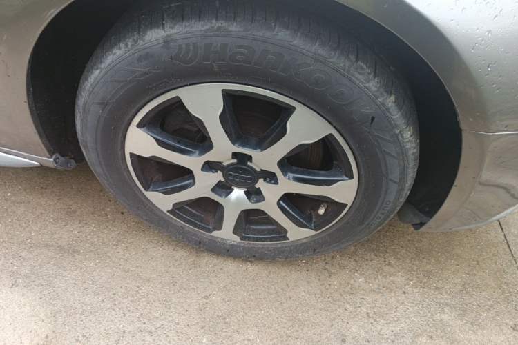 Used Audi A4L 2010 2.0 TFSI Technology Edition Right Front Wheel Hub