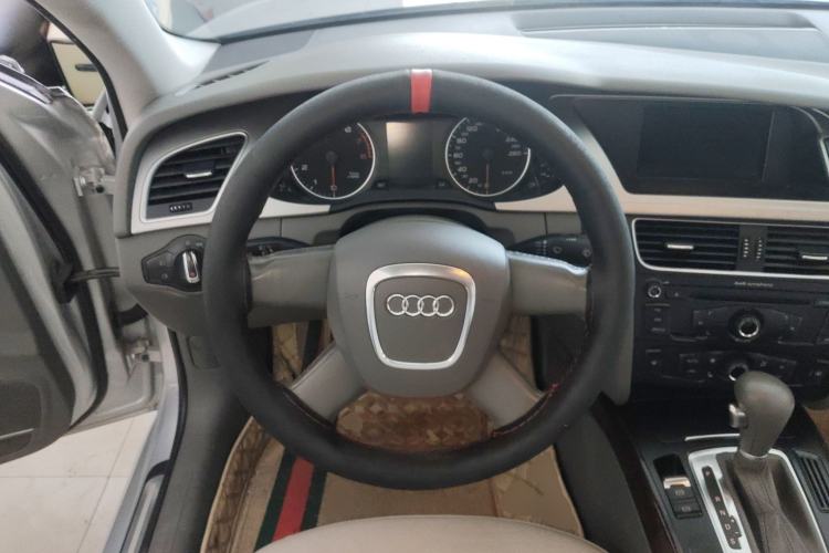 Used Audi A4L 2010 2.0 TFSI Comfort Edition Steering Wheel
