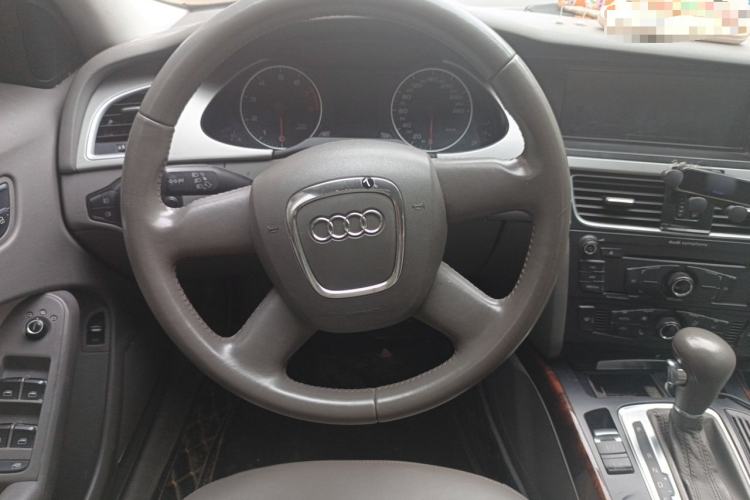 Used Audi A4L 2010 2.0 TFSI Technology Edition Steering Wheel