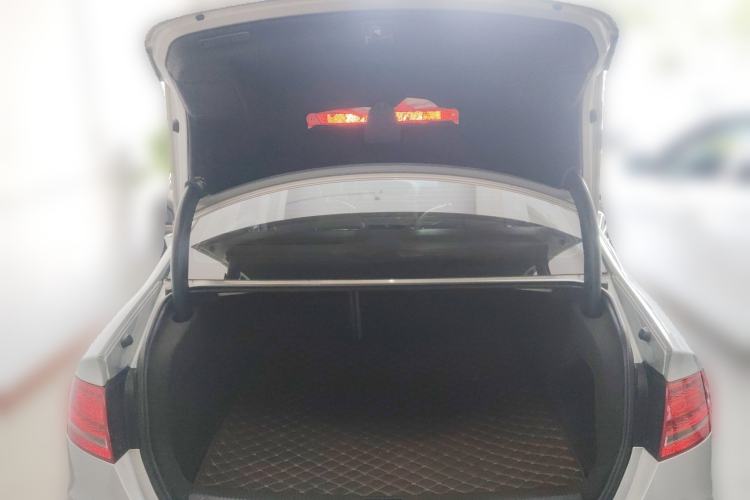 Used Audi A4L 2010 2.0 TFSI Comfort Edition Trunk