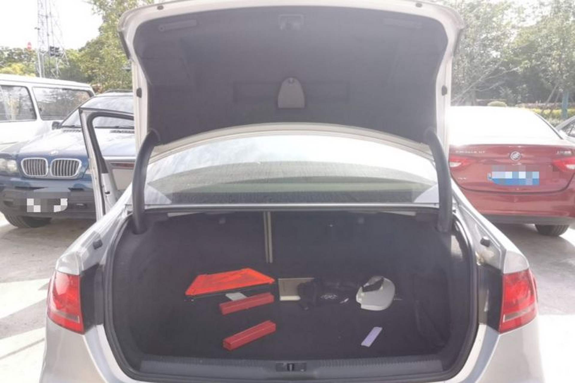 Used Audi A4L 2010 3.2 FSI quattro Flagship Model Trunk