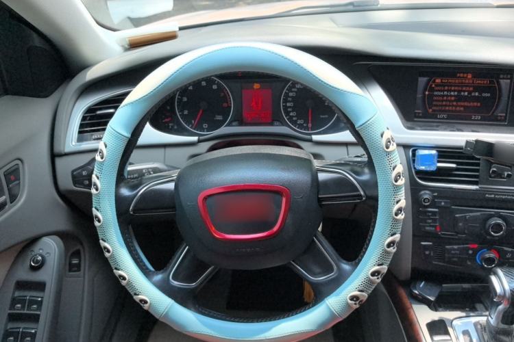 Used Audi A4L 2010 2.0 TFSI Comfort Edition Steering Wheel