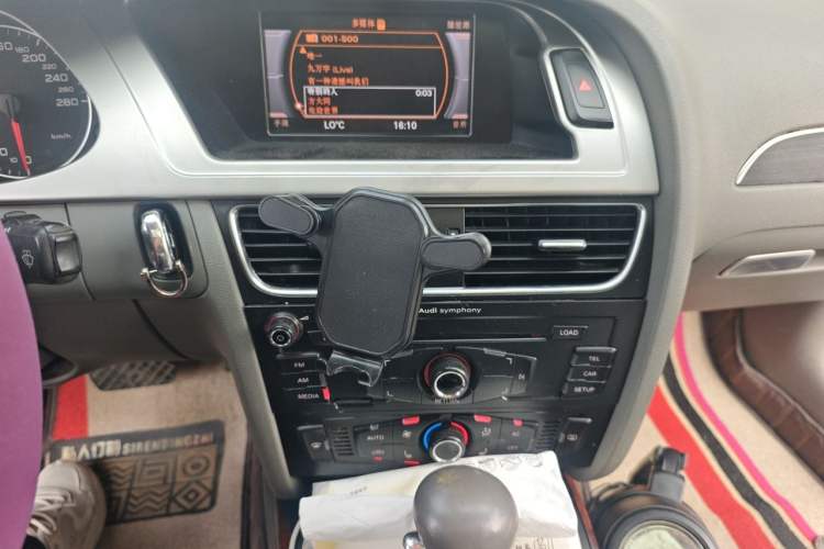 Used Audi A4L 2010 2.0 TFSI Comfort Edition Audio And AC Panel