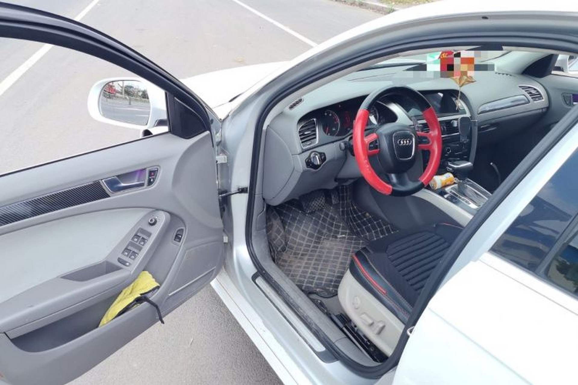Used Audi A4L 2010 2.0 TFSI Standard Edition Driver Seat